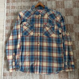 Wrangler Plaid Button Down Shirt